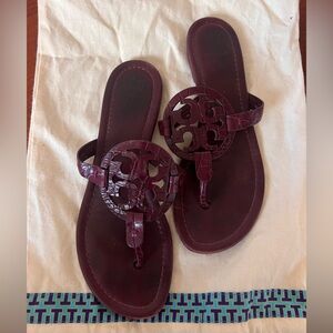 TORY BURCH maroon sandals